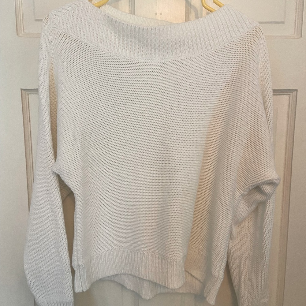 GAP white cotton sweater size M